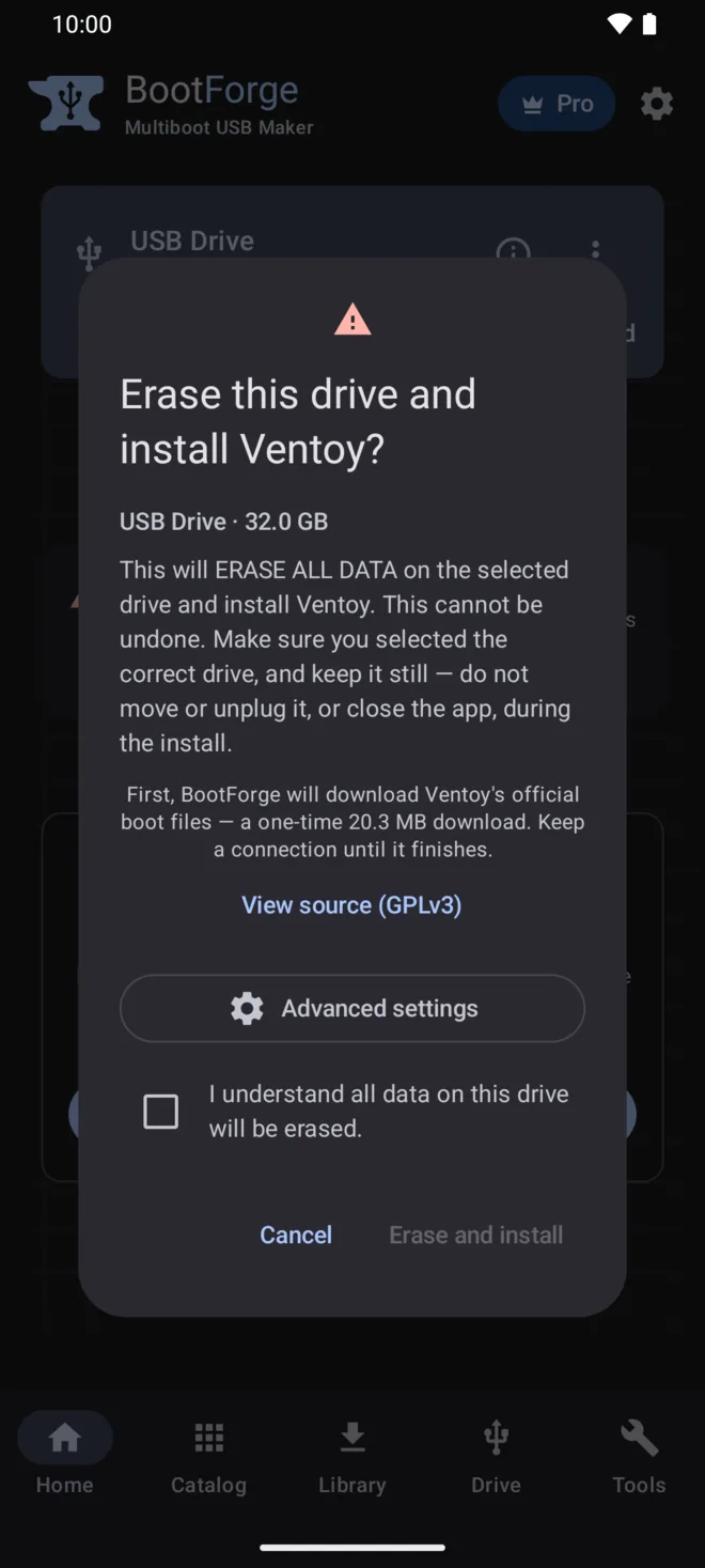 The confirmation to erase a 32 GB drive and install Ventoy, with the consent checkbox still unticked and the erase button disabled.